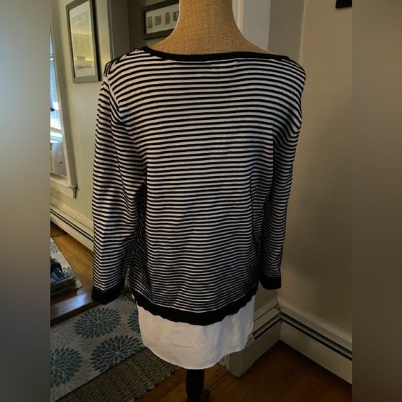 Crofts & Barrow Ribbed Layer Blouse  (L) - Picture 3 of 4